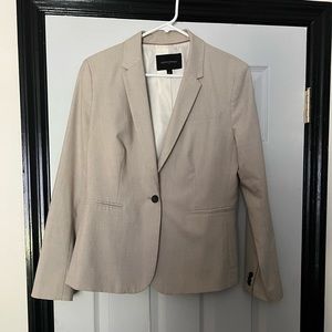 Excellent condition Banana Republic Blazer Size 10